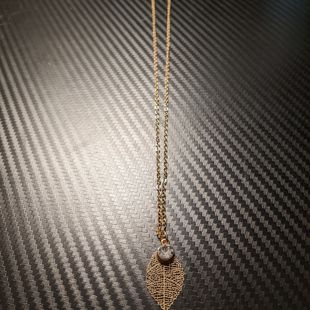 LBYVR Gold Leaf Necklace